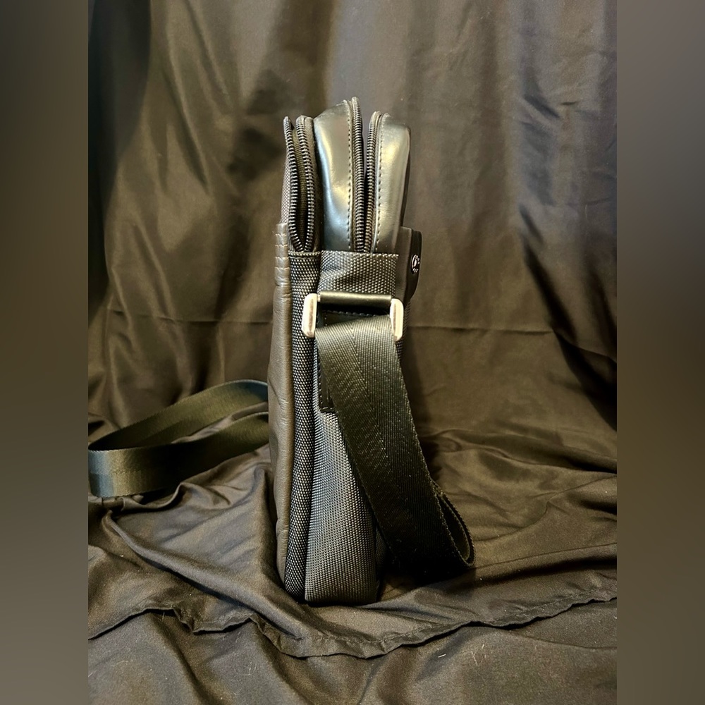 VÉLEZ GENUINE LEATHER BAG - Picture 7 of 11